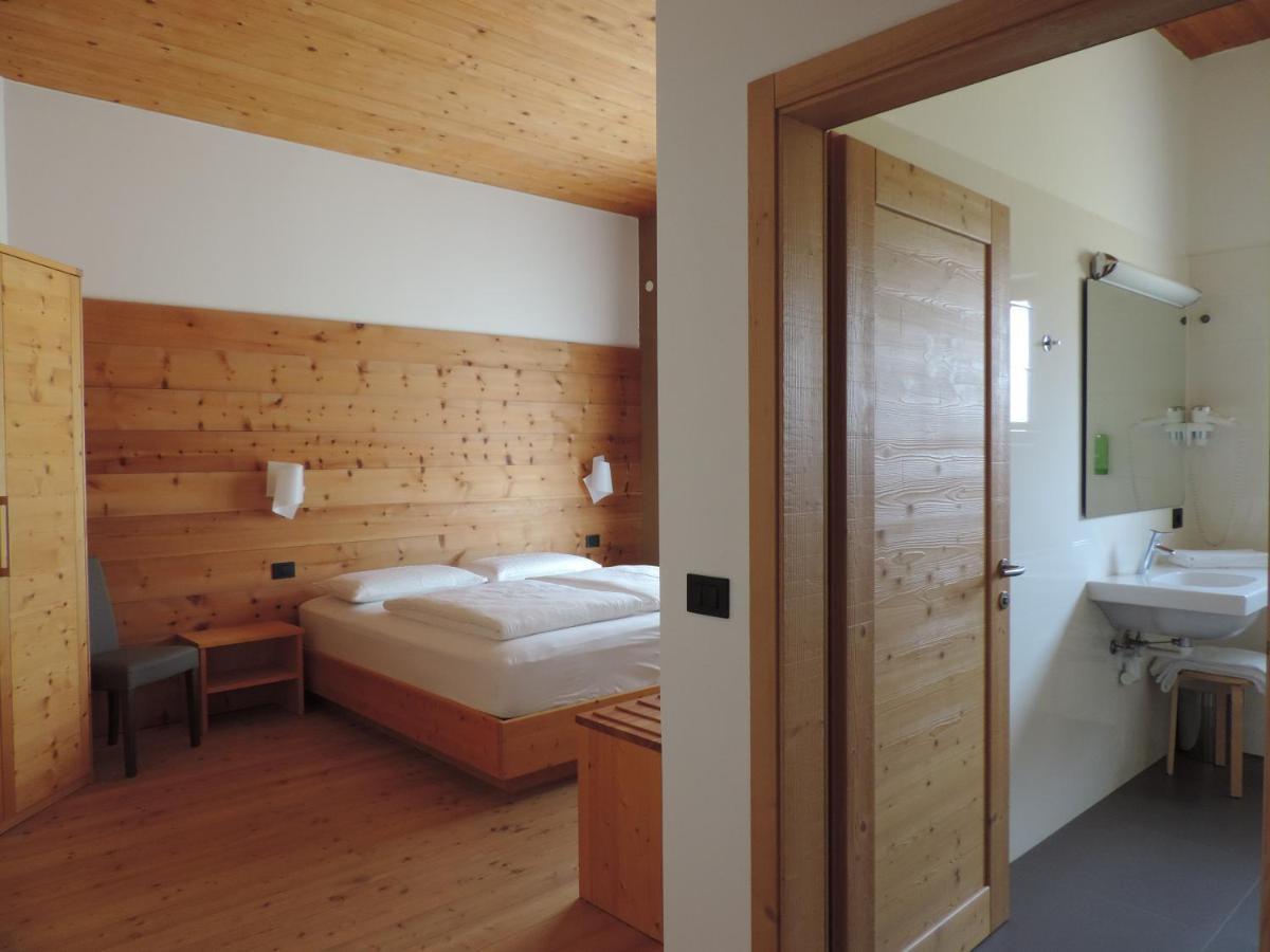 Garni Tuttotondo Hotel Левико Терме Стая снимка