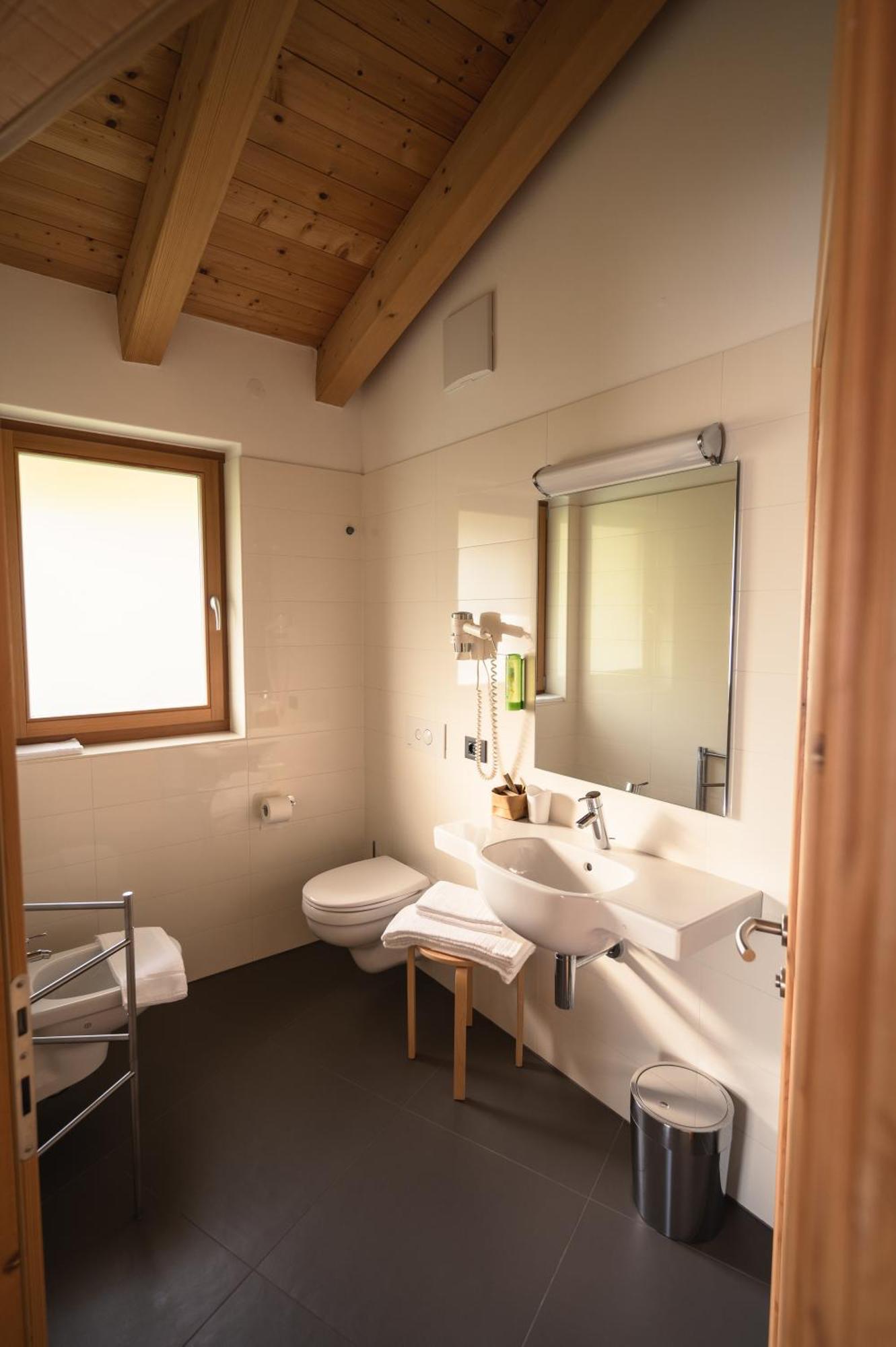 Garni Tuttotondo Hotel Левико Терме Стая снимка